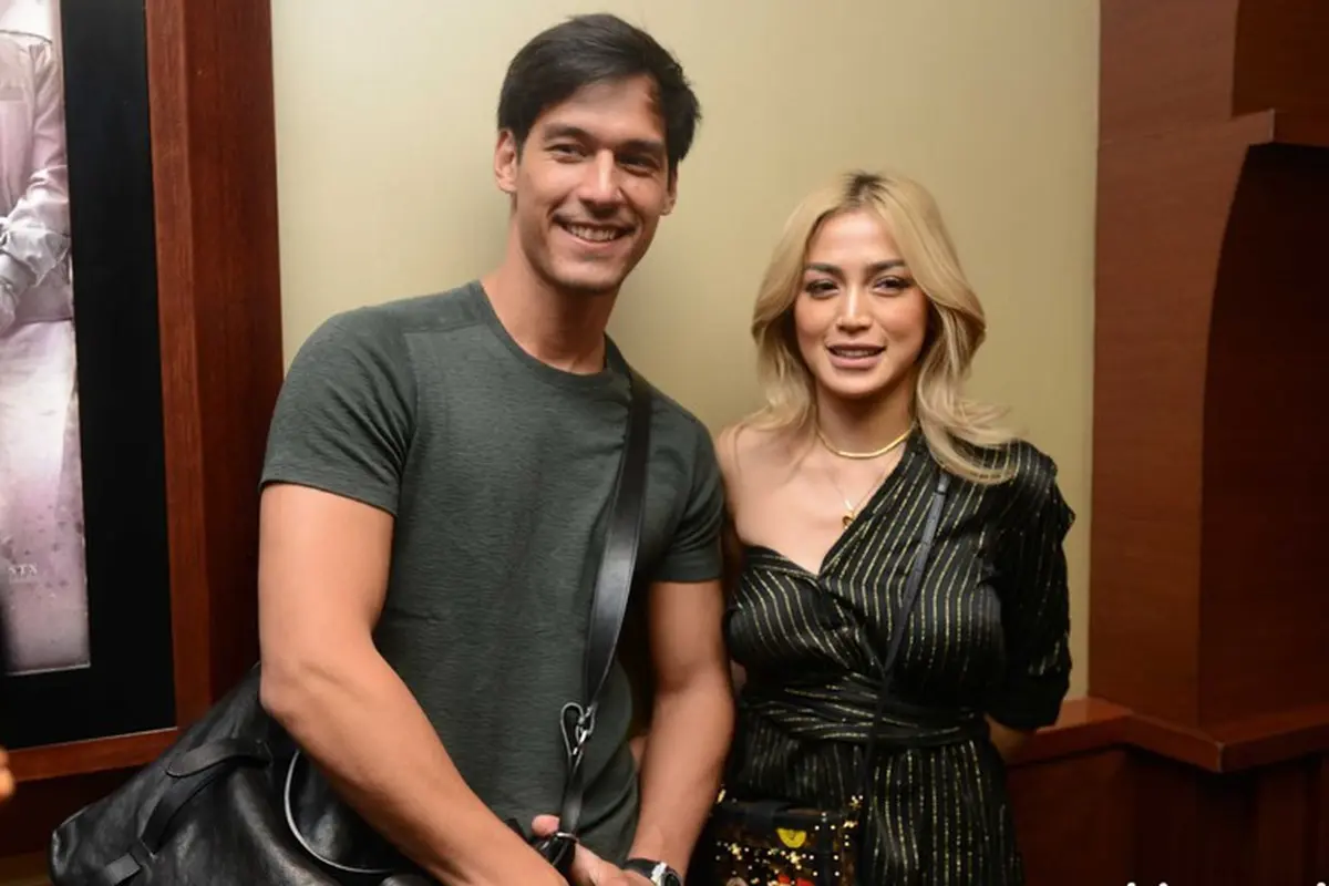 [Bintang] Jessica Iskandar dan Richard Kyle