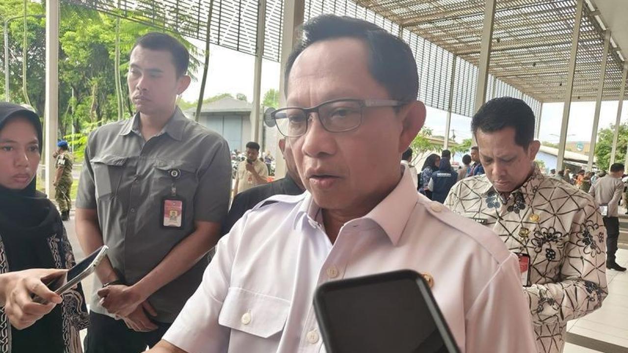 Mendagri Umumkan Pembangunan 2.600 Hunian Tetap, Dunia Soroti Serangan Granat di Taipei