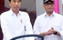 VIDEO: Jokowi Tegas Hapus Citra 'Preman' di Terminal, Reaksi Tawa Iriana Jadi Sorotan