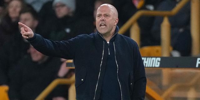 Arne Slot Minta Liverpool Tetap Bersatu Usai Dihajar Man City, Soroti Musim Penuh Kekecewaan