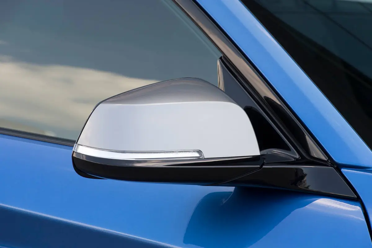 Tips Agar Kaca Spion Tak Jadi Sasaran Pencuri