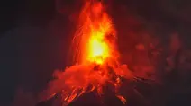 Gunung Fuego Meletus Ratusan Warga Dievakuasi