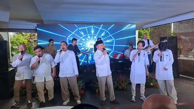 Dudung Abdurachman dan Fajar Sadboy