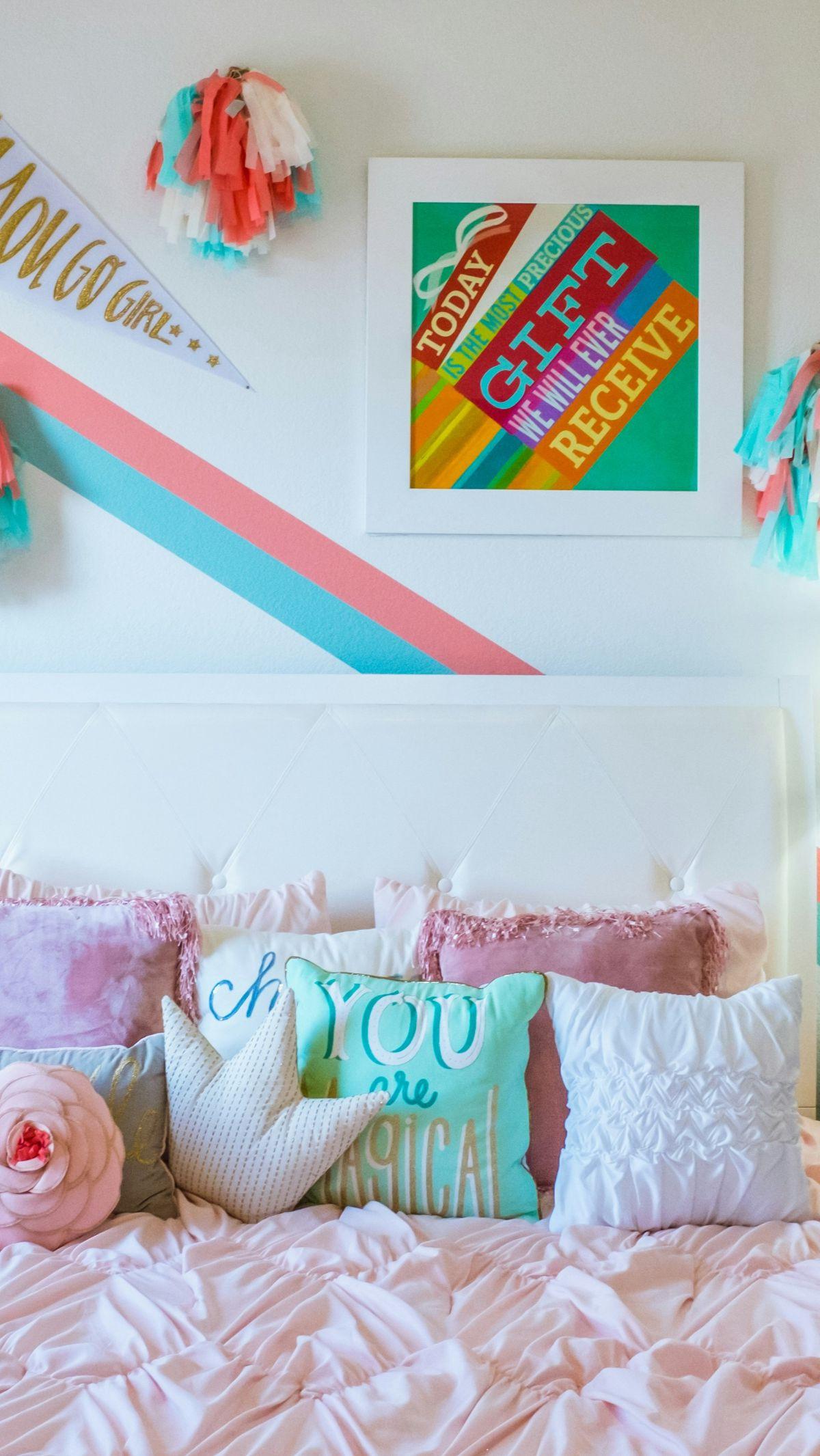 <b>Mitos Kamar Anak di Depan</b>