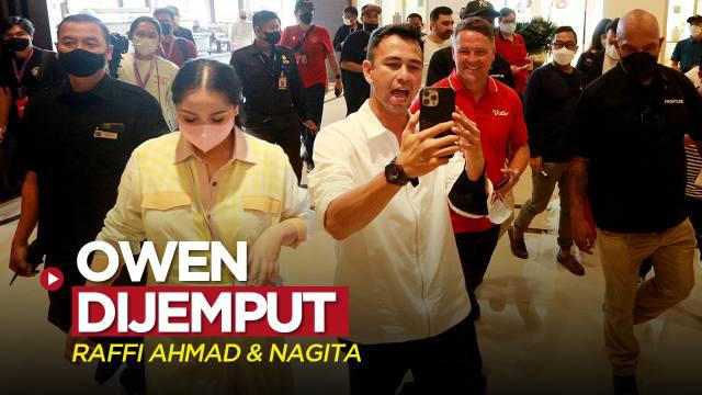 Berita video momen mantan pemain Liga Inggris (Premier League), Michael Owen, dijemput Raffi Ahmad dan Nagita Slavina dengan mobil Rolls-Royce, Sabtu (20/8/2022) siang hari WIB.