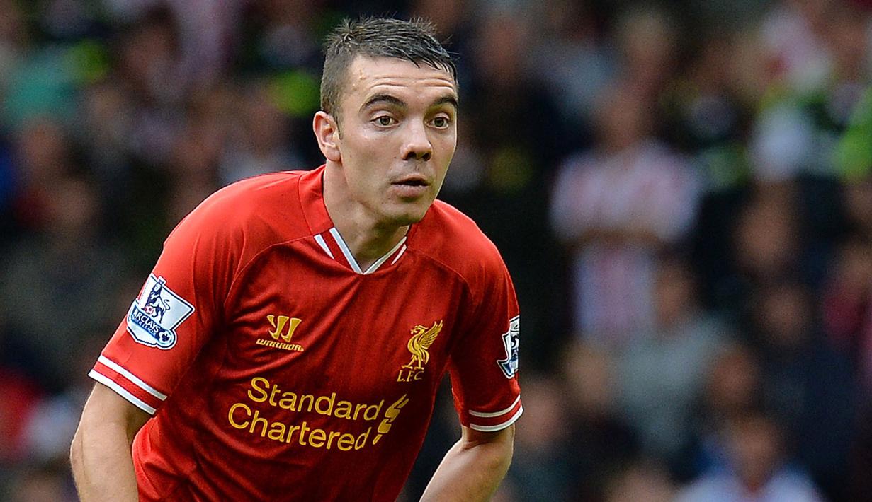 Iago Aspas disebut-sebut sebagai talenta potensial dan mengemban ekspektasi besar sebagai pelapis Luis Suarez di lini depan Liverpool. Sayangnya, ia gagal menunjukkan performa terbaiknya. Aspas hanya mencetak satu gol dalam 15 penampilan dalam semusim. Ia pun kemudian dilepas ke Sevilla pada 2014. Dua tahun berselang, Aspas pulang ke Celta Vigo dan sukses tampil impresif hingga sekarang. (AFP/Andrew Yates)
