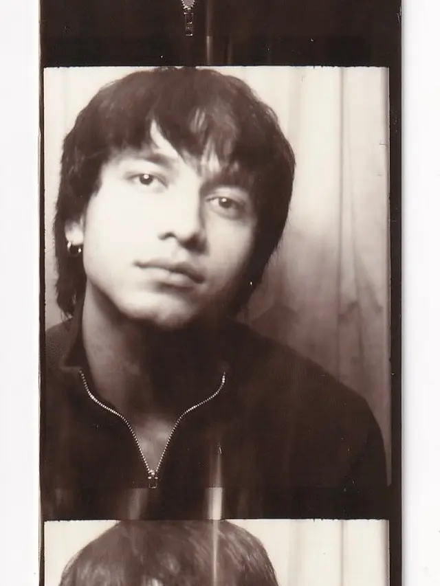 6 Potret Gaya Rambut Terbaru Jefri Nichol, Vibe Retro di Liburan Bali 2026