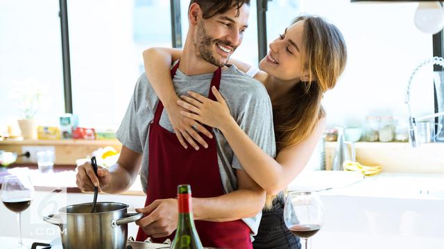 Pasangan dan hubungan cinta (iStock)