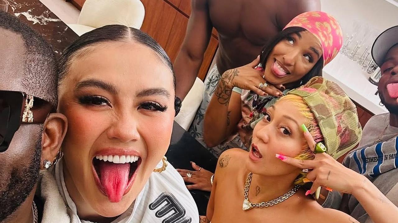 Potret Agnez Mo Berpose Bareng Selebriti Dunia, Netizen Tak Sabar Menunggu Album Barunya