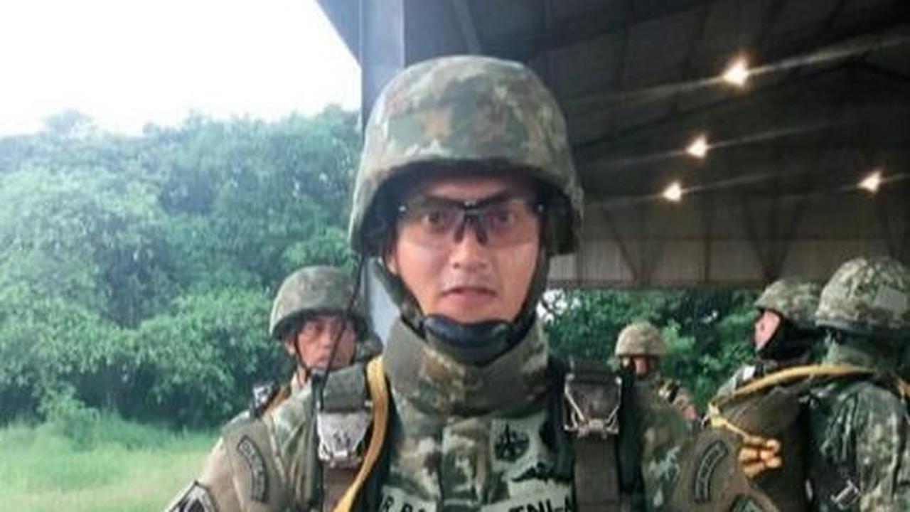 Mayor Zulfikar Rakita Anak Deddy Mizwar Pindah Tugas ke Bandung, Begini Momen Pelepasan Pegang Erat Istri