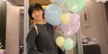 Park Shin Hye berkunjung ke Taiwan untuk menghadiri acara salah satu skincare di negara tersebut. Dalam foto yang diunggah tampak potongannya terlihat lebih pendek dari biasanya. [@ssinz7]
