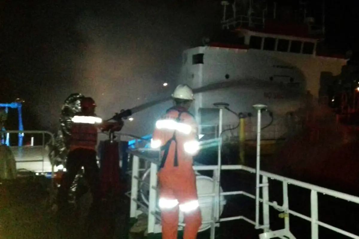 Kapal Terbakar