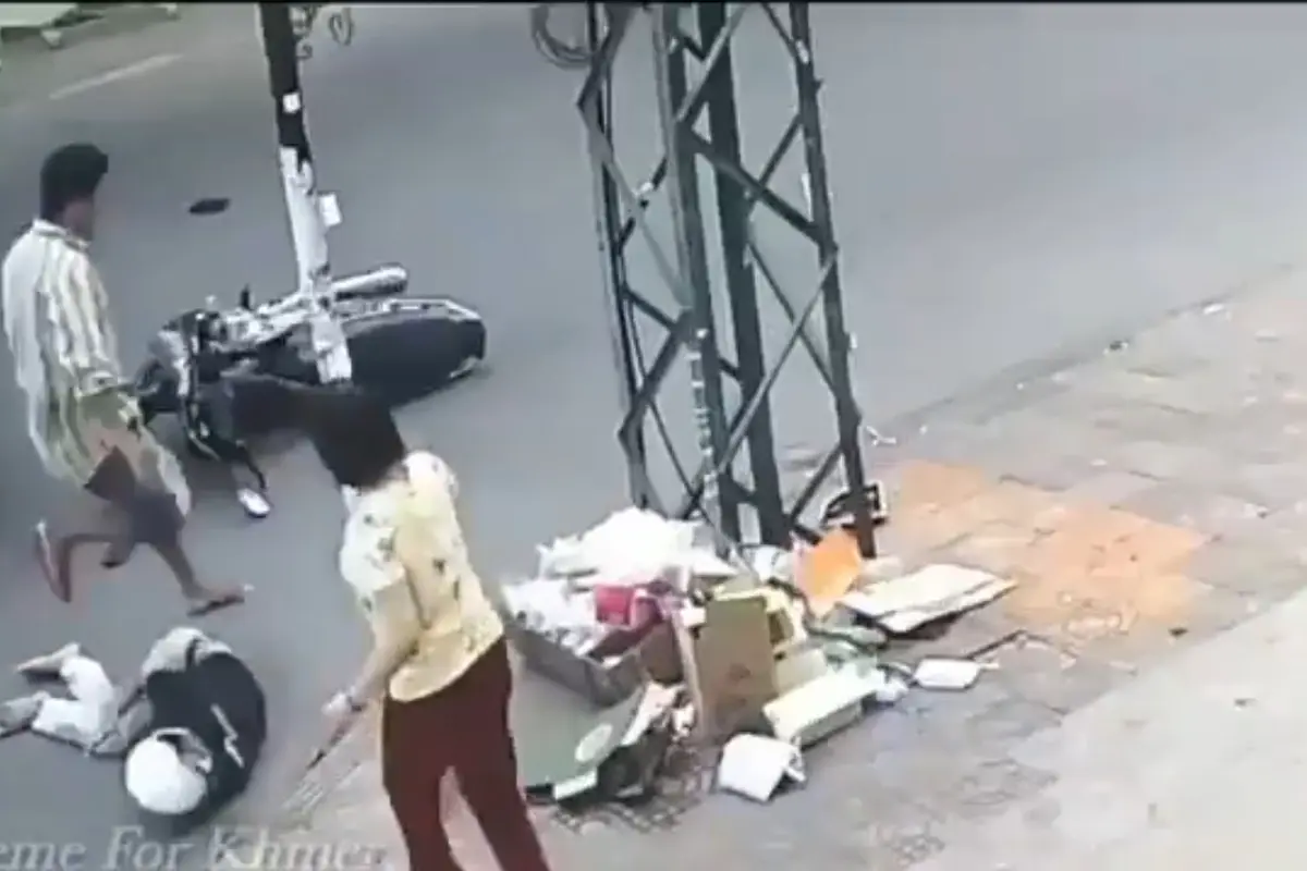 Pria langkahi korban kecelakaan tiga kali