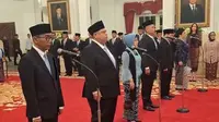 Presiden Prabowo Subianto resmi mencopot Menteri Pendidikan Tinggi, Sains dan Teknologi (Mendiktisaintek) Satryo Soemantri Brodjonegoro dari jabatannya dan digantikan Brian Yuliarto. (Nanda Perdana Putra).