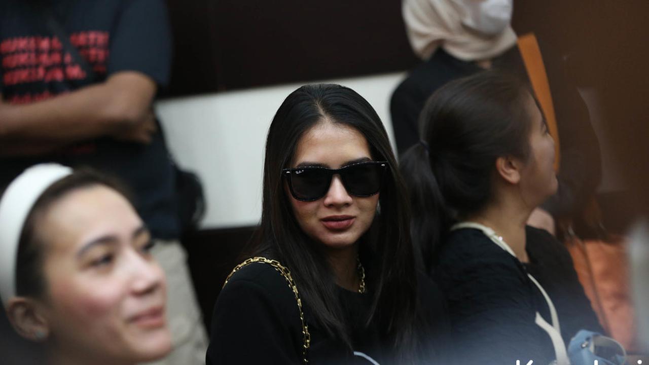 Soraya Merasa Kesal Dengan Pertanyaan Tim Kuasa Hukum Terdakwa