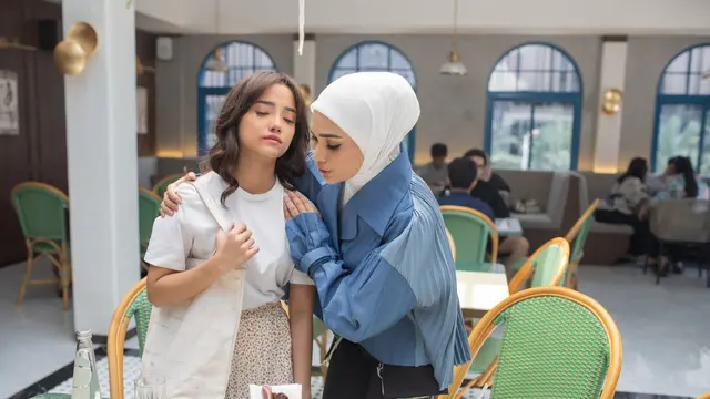 Putri Zulkifli Hasan bersama Abbie.