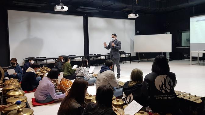 KBRI Seoul kembali mengadakan kelas gamelan sebagai salah satu bentuk dari diplomasi budaya. (Dok: Kemlu RI)