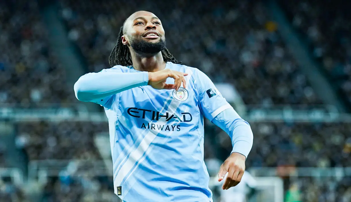 Antoine Semenyo mengawali kiprahnya bersama Manchester City dengan moncer. Winger berusia 26 tahun tersebut berhasil mencetak dua gol plus satu assist dari dua pertandingan bersama Man City. (AP Photo/Dave Thompson)