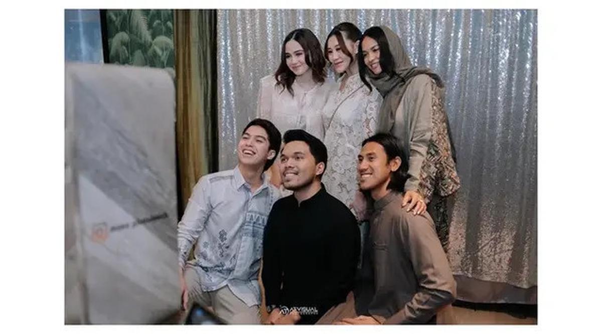 6 Potret Selebriti di Ultah Aaliyah Massaid ke-23, Mahalini hingga Syifa Hadju