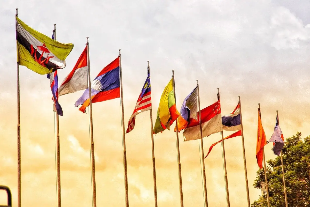 Ilustrasi bendera negara anggota ASEAN