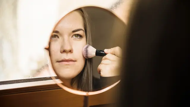 Perhatikan Cahaya Saat Makeup