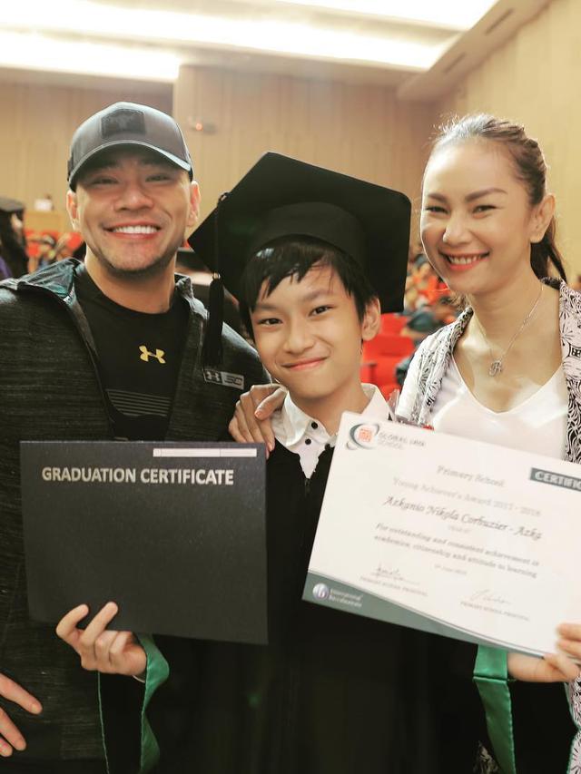 [Bintang] Deddy Corbuzier, Azka Corbuzier dan Kalina Ocktaranny