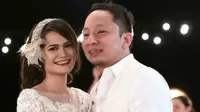 Ringgo Agus Rahman dan istri gemar berekspresi unik di social media lewat foto dan komentar. 