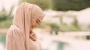 Di akhir tulisannya, Citra Kirana pun meminta doa agar diberikan kelancaran dalam proses persalinannya nanti. "Doakan semuanya lancar yaa temen2♥️," pungkasnya. (Instagram/citraciki)