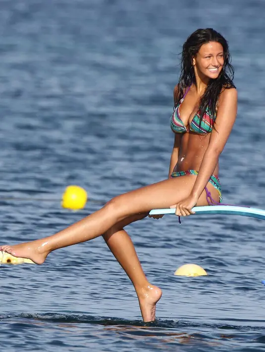 Lihat pemandangan seperti ini, cuma bisa menelan ludah saja. (via mirror.co.uk)