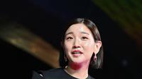 Aktris Korea Selatan Park So Dam di upacara pembukaan Festival Film Internasional Busan (BIFF) ke-26 di Busan Cinema Center, Busan, 6 Oktober 2021. (Jung Yeon Je/AFP)