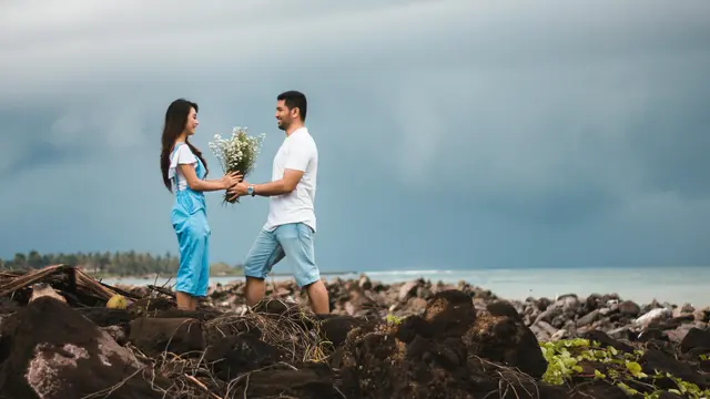 2. Berbicara tegas namun halus