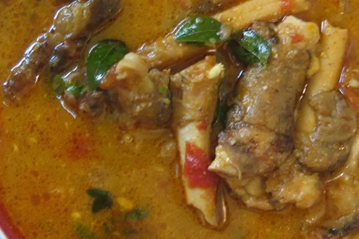 Gulai Kikil kambing/copyright tastyappetite.net