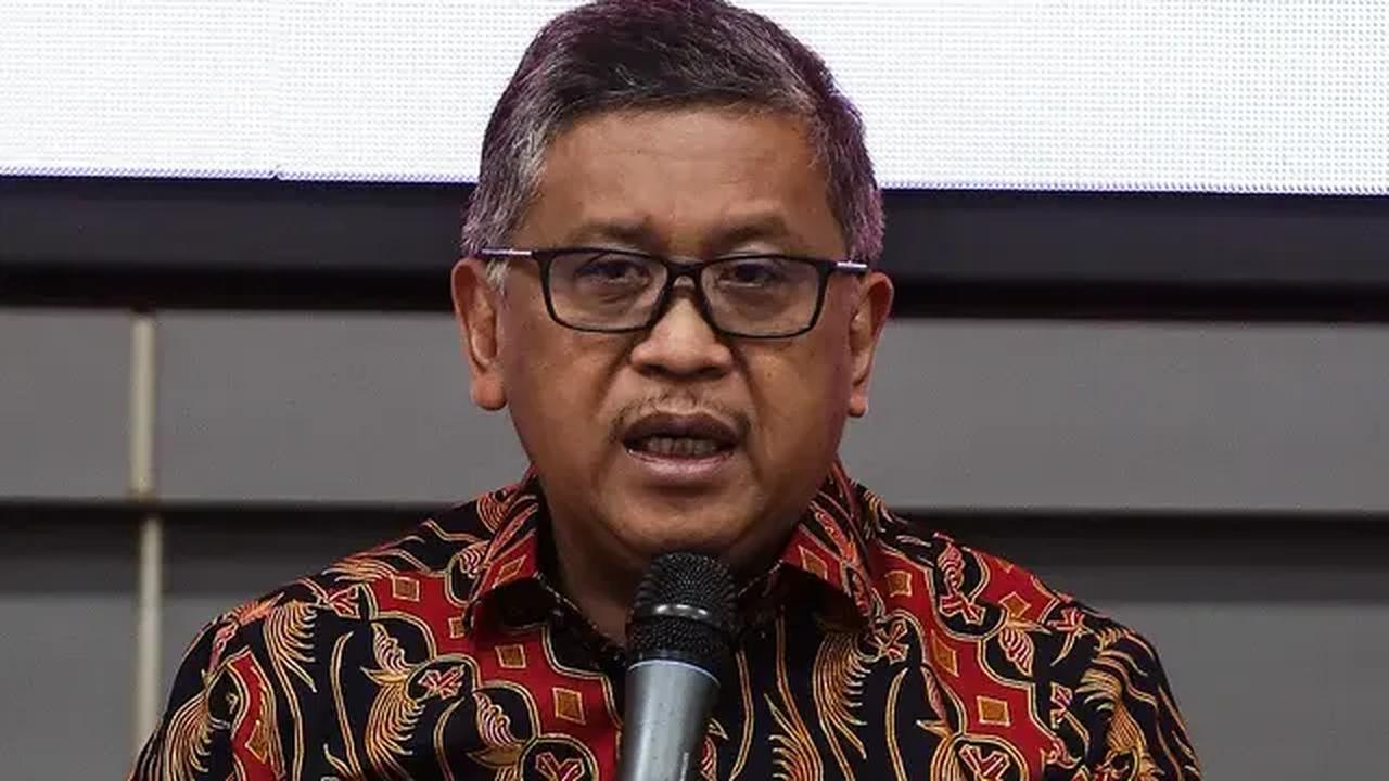Hasto mengungkap, Cinta Mega sudah tidak maju lagi di pileg tahun 2024. Tetapi, proses penegakan disiplin kepartaian tetap dilakukan.