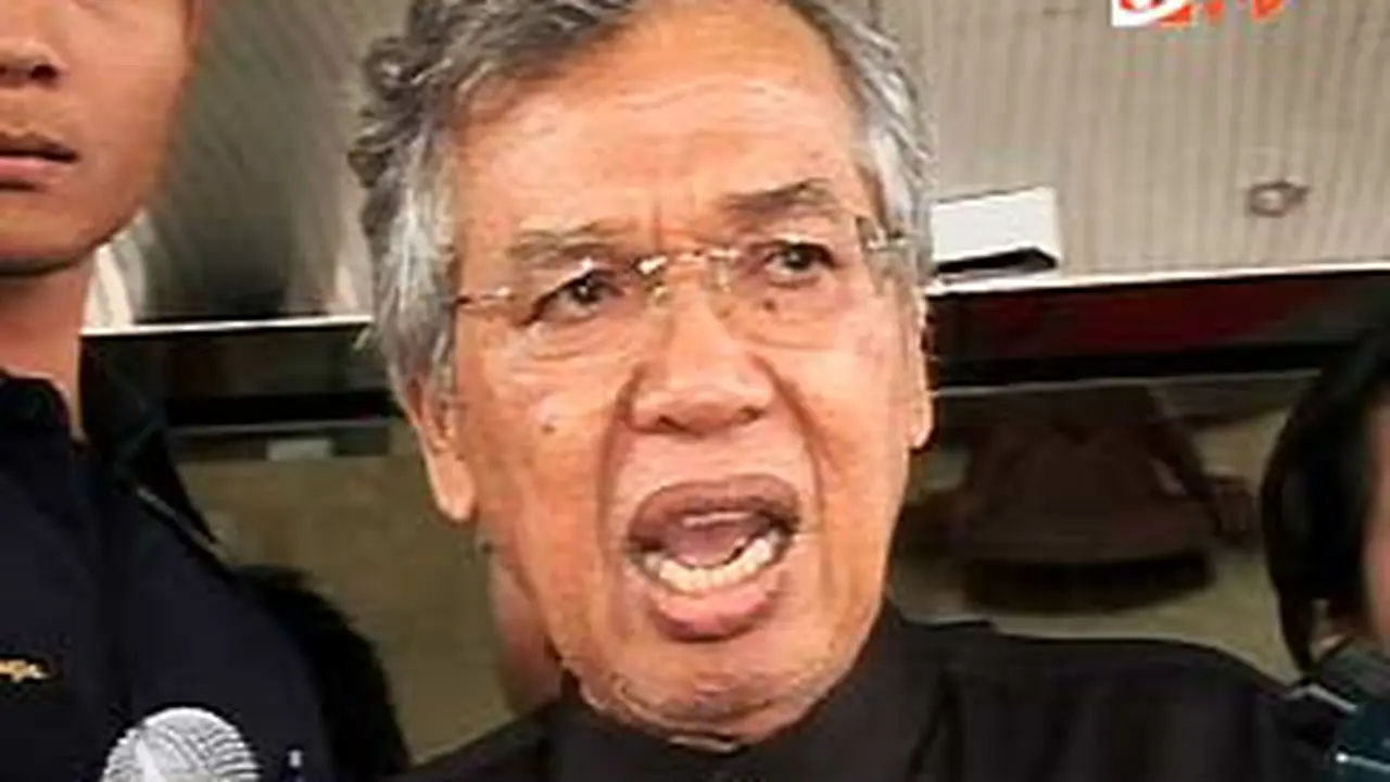 110302apanda-nababan.jpg