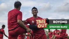 Teka-teki striker asing baru Persija Jakarta terungkap dia adalah Marko Simic, striker asal Kroasia yang pernah bermain di Serie C Italia.