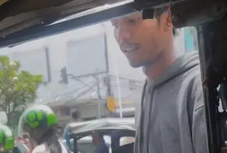 Aksi pemalakan atau premanisme kembali marak di sekitar kawasan Tanah Abang, Jakarta Pusat, yang salah satunya menyasar ke sopir bajaj. (Foto: Tangkapan Layar Sosmed)