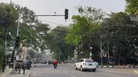 Lampu lalu lintas di Jakarta mati imbas dari  listrik padam. (Liputan6.com/ Nurseffi Dwi)