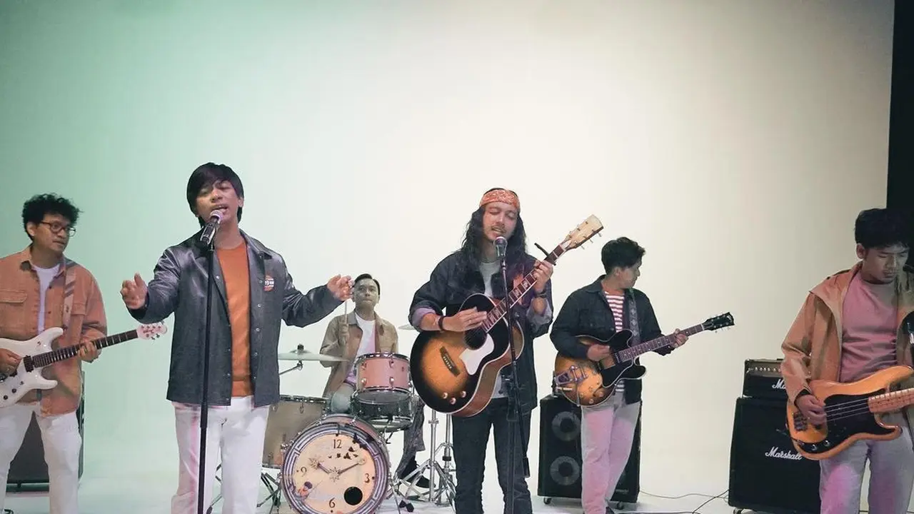 D'Masiv dan Fiersa Besari