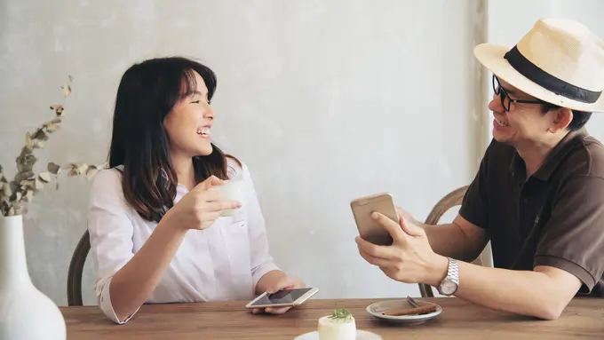 Ilustrasi bertemu orang baru