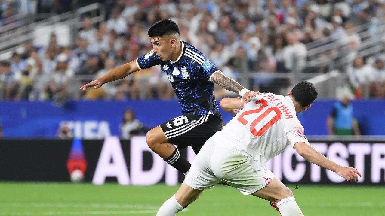 FOTO: Messi Cetak Gol Argentina Taklukkan Yordania