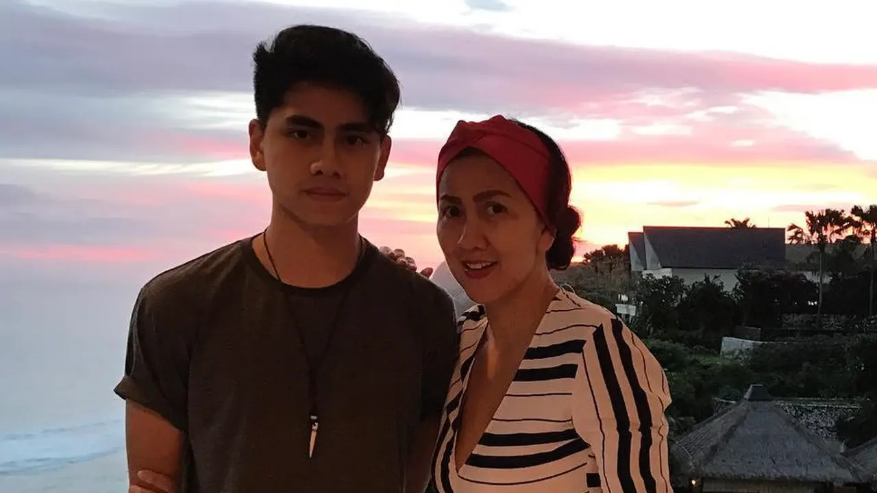 Athalla Naufal dan Venna Melinda