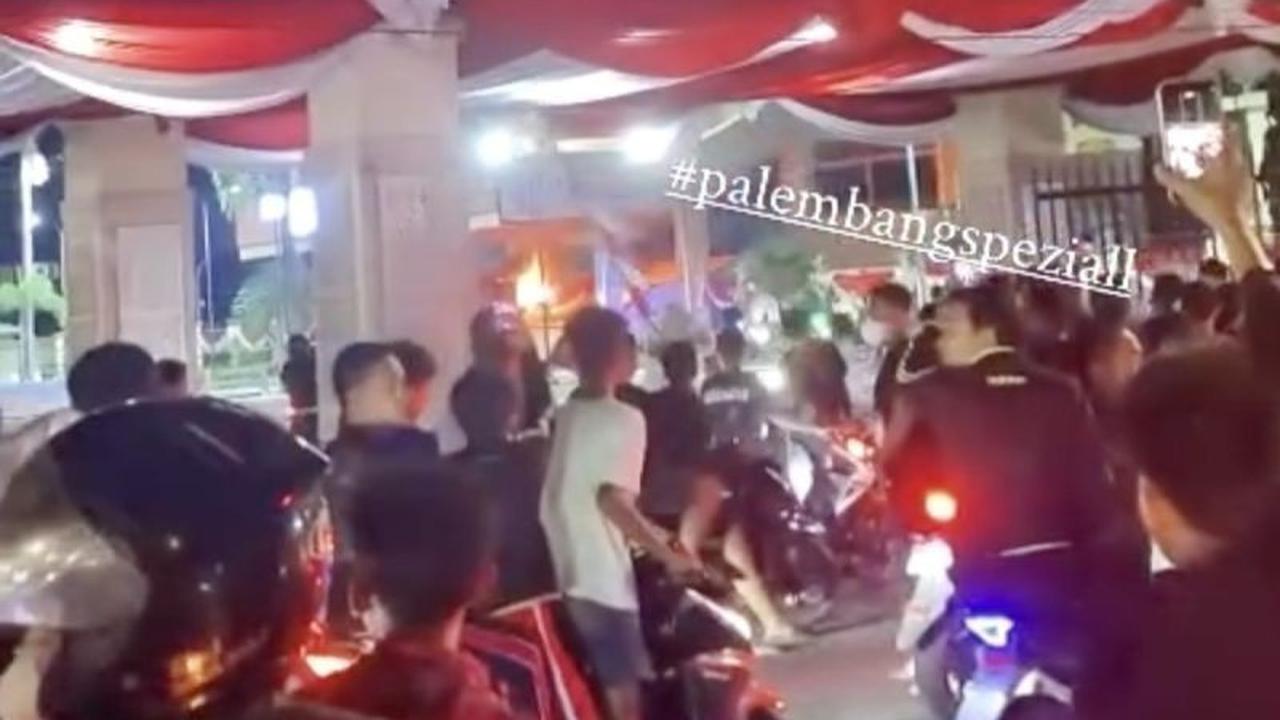 Trivia Kerusuhan Palembang: Gedung DPRD dan Ditlantas Polda Sumsel Dirusak, Sejarah Kelam Amuk Massa