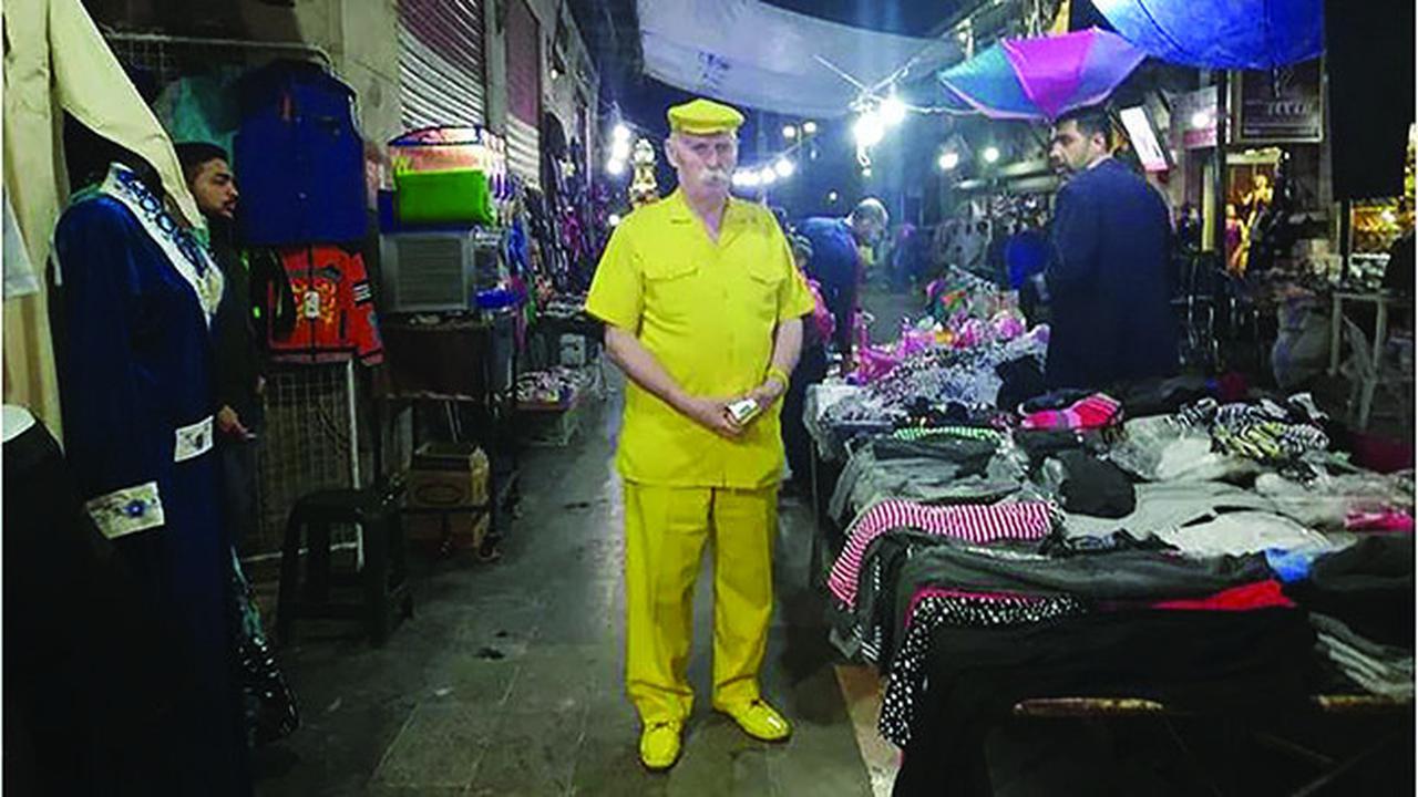 Abou Zakkour, Si Pria Kuning