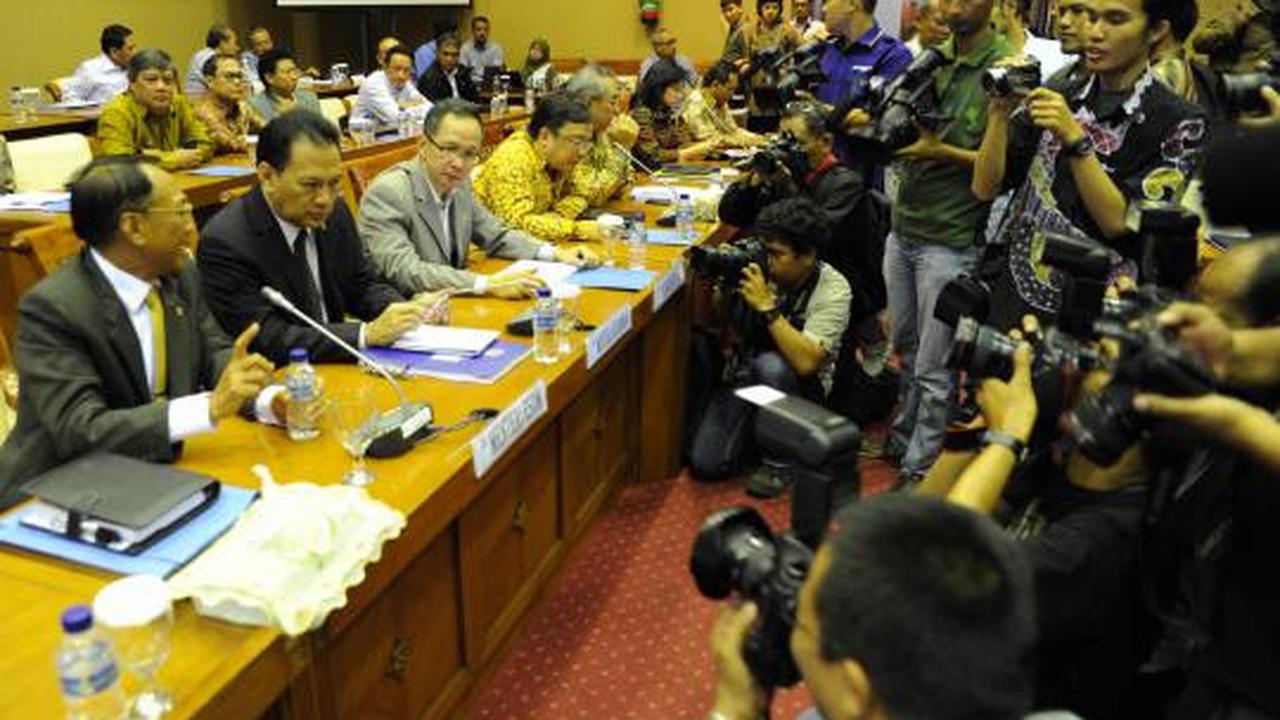 Jero-Agus rapat di Banggar DPR