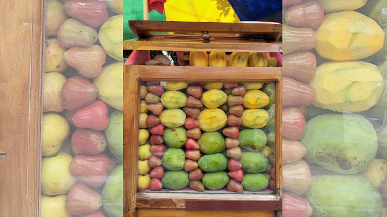 Buah Alami vs Jerawat: Mana yang Lebih Ampuh Atasi Bekasnya? Cari tahu buah alami yang efektif dalam meredakan jerawat dan menghilangkan bekasnya secara alami. (Foto: Aditya Eka Prawira/Liputan6.com)