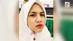 Evelyn Nada Anjani unggah foto mengenakan hijab syar’i di media sosial. Fotonya banyak dipuji warganet sebagai perubahan positif.
