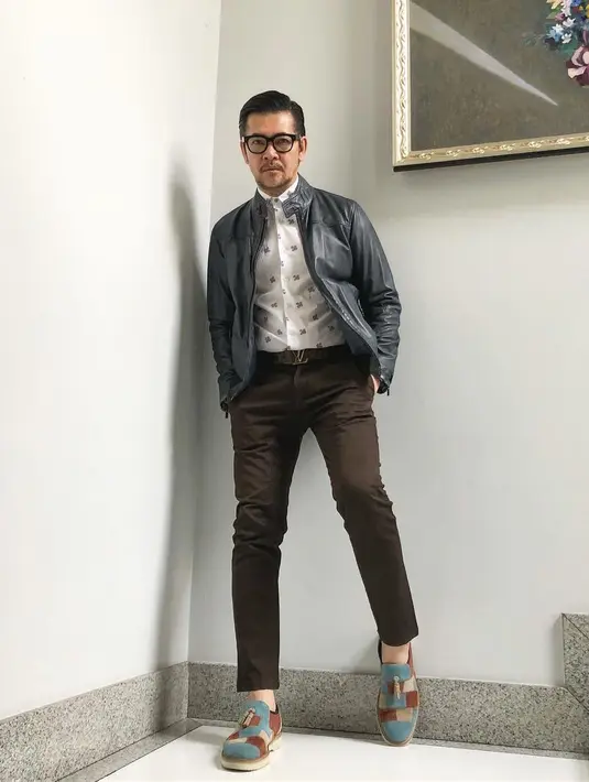 "Jadi, apa pun yang dia lakukan, keberhasilan dia, tidak pernah lupa sama keluarganya. Dia itu selalu pengin ngumpul sama keluarga. Selalu pengin bikin keluarga happy," lanjut Ferry Salim.  (Instagram/ferrysal1m)