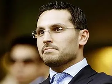 Chairman Manchester City, Khaldoon Al Mubarak menyaksikan laga Premiership antara Manchester City vs Portsmouth di City of Manchester Stadium pada 21 September 2008. AFP PHOTO/PAUL ELLIS