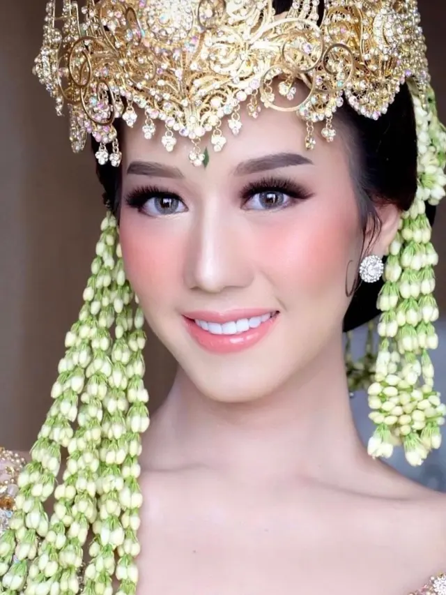 6 Potret Pernikahan Gea Suketcha, Mantan Kekasih Kevin Julio