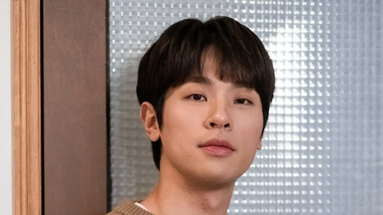 5 Potret Park Jung Min yang Bakal Main Drakor Bareng Jisoo Blackpink Bertema Zombie 'Influenza'